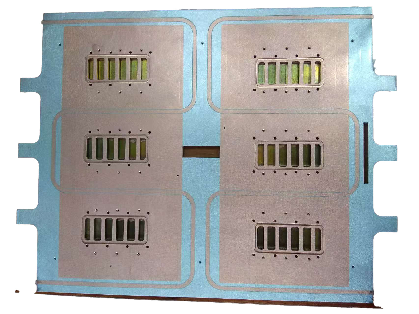 液态金属液冷板